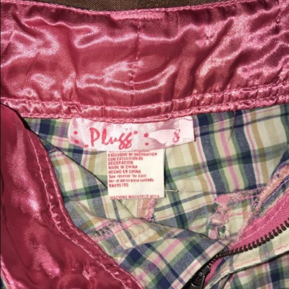 Plugg Shorts - Picture 3 of 3